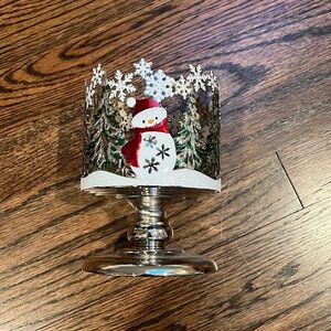 Bath and body Body Works Winter Snowman Candle Pedestal